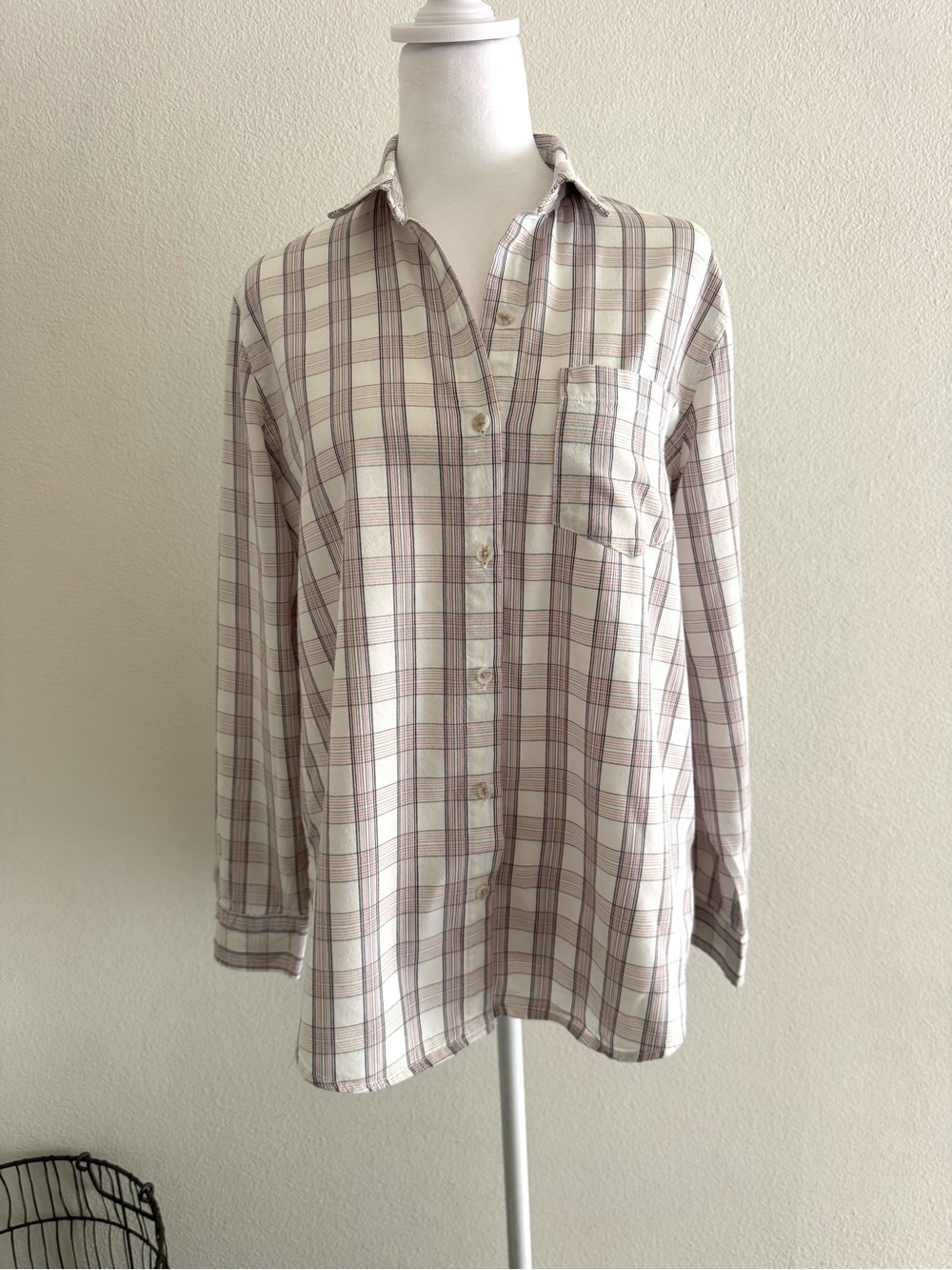 Universal Thread Soft Oversized Cotto Plaid Button-Down Shirt